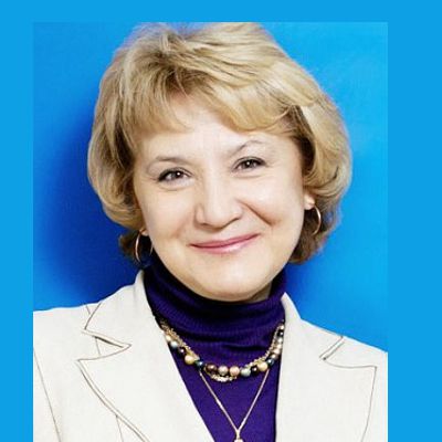 Лариса Попович