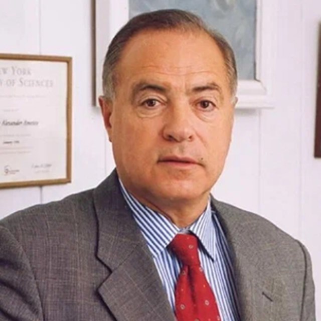 Александр Аметов